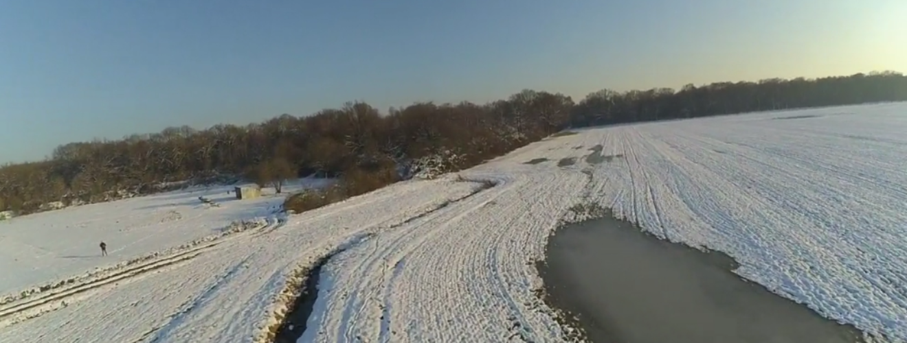 Video : Le terrain sous la neige, vu du ciel!