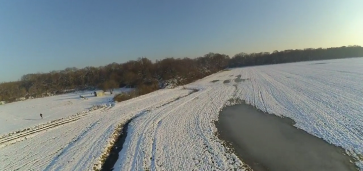 Video : Le terrain sous la neige, vu du ciel!